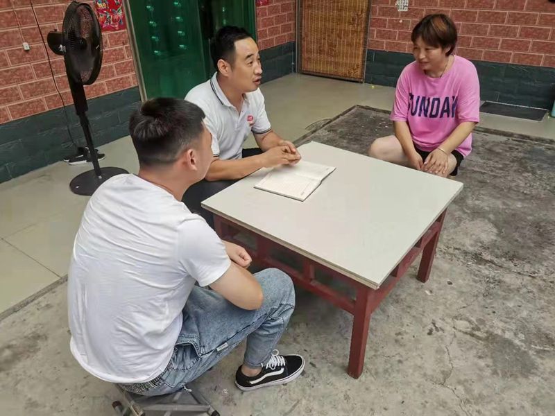 博農(nóng)乳業(yè)黨支部扎實(shí)開(kāi)展“入戶訪民情、我來(lái)辦實(shí)事”活動(dòng)